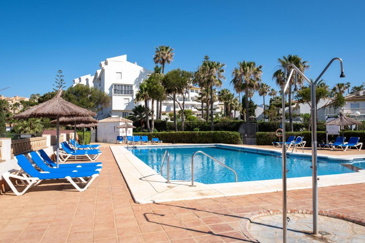 Family & Beach Apartments Mijas Costa & Fuengirola By Alfresco Stays El Faro Exterior photo